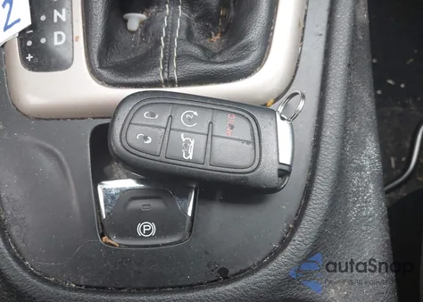 2016 Jeep Cherokee Altitude z USA, uszkodzony, nr VIN 1C4PJMCS5GW118665